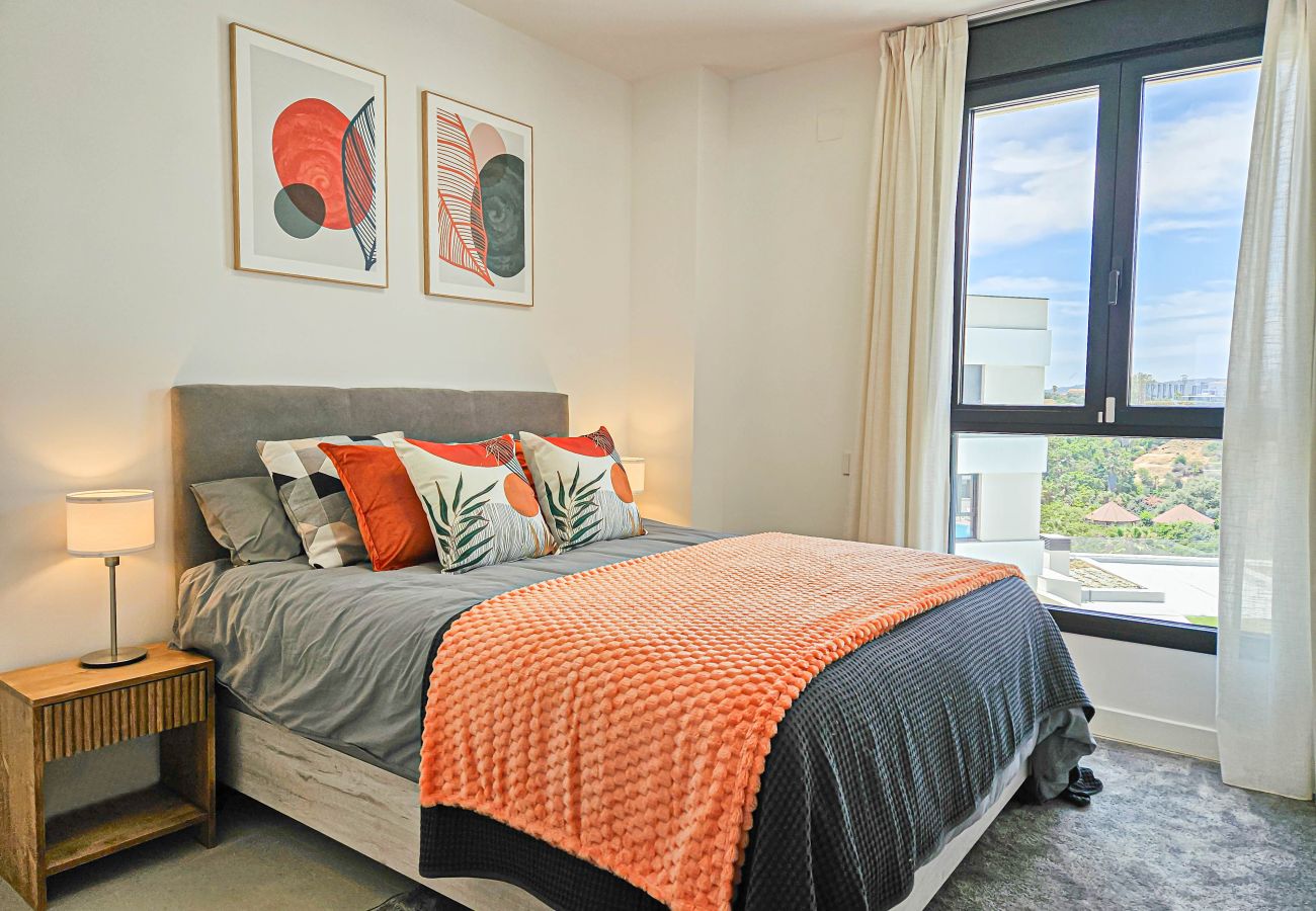 Apartamento en Estepona - Apartamento ático con jacuzzi junto a Selwo