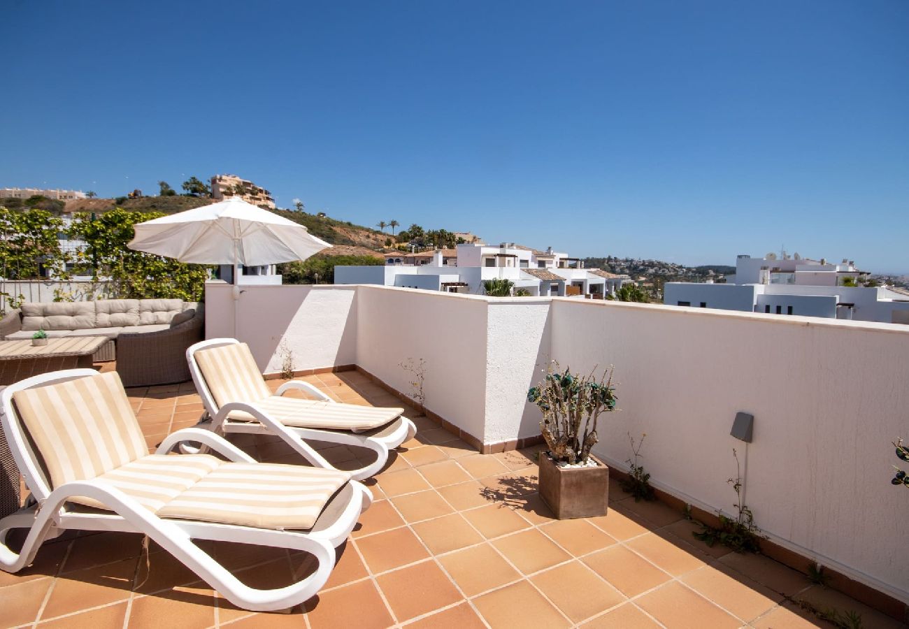 Apartment in Mijas Costa - 2 Bed Penthouse La Cala de Mijas with sea views