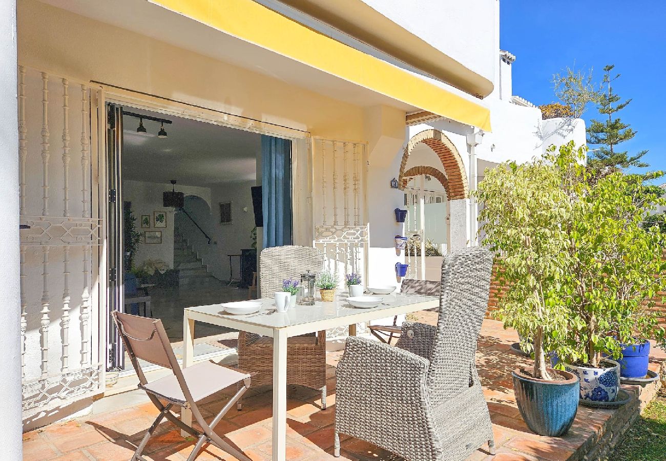 House in La Cala de Mijas - 3 Bed Townhouse roof terrace 100m to the beach