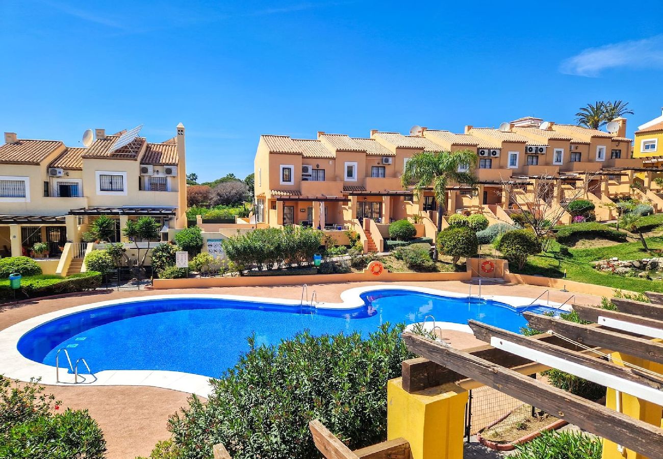 Townhouse in Mijas Costa - 3 bed in Los Jarales Calahonda close to the beach