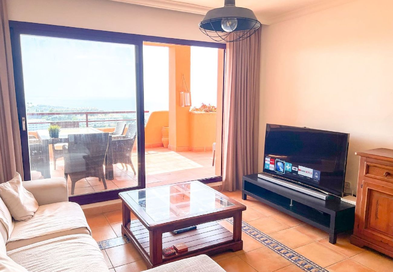 Apartment in Calahonda - 2 Bedroom Apartment with great views