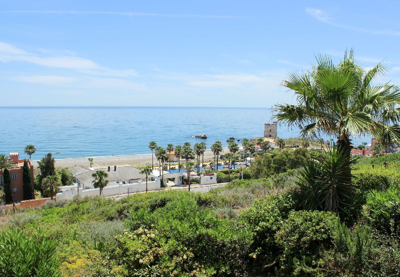 Apartment in Casares - 3 bedroom penthouse apt -Casares