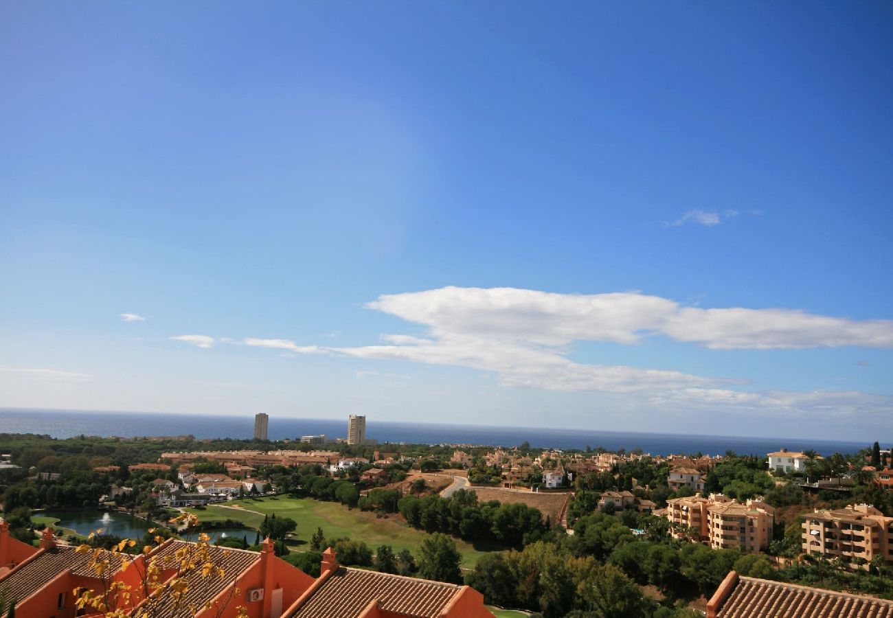 Apartment in Marbella - Stylish Duplex Penthouse Los Lagos de Santa Maria 