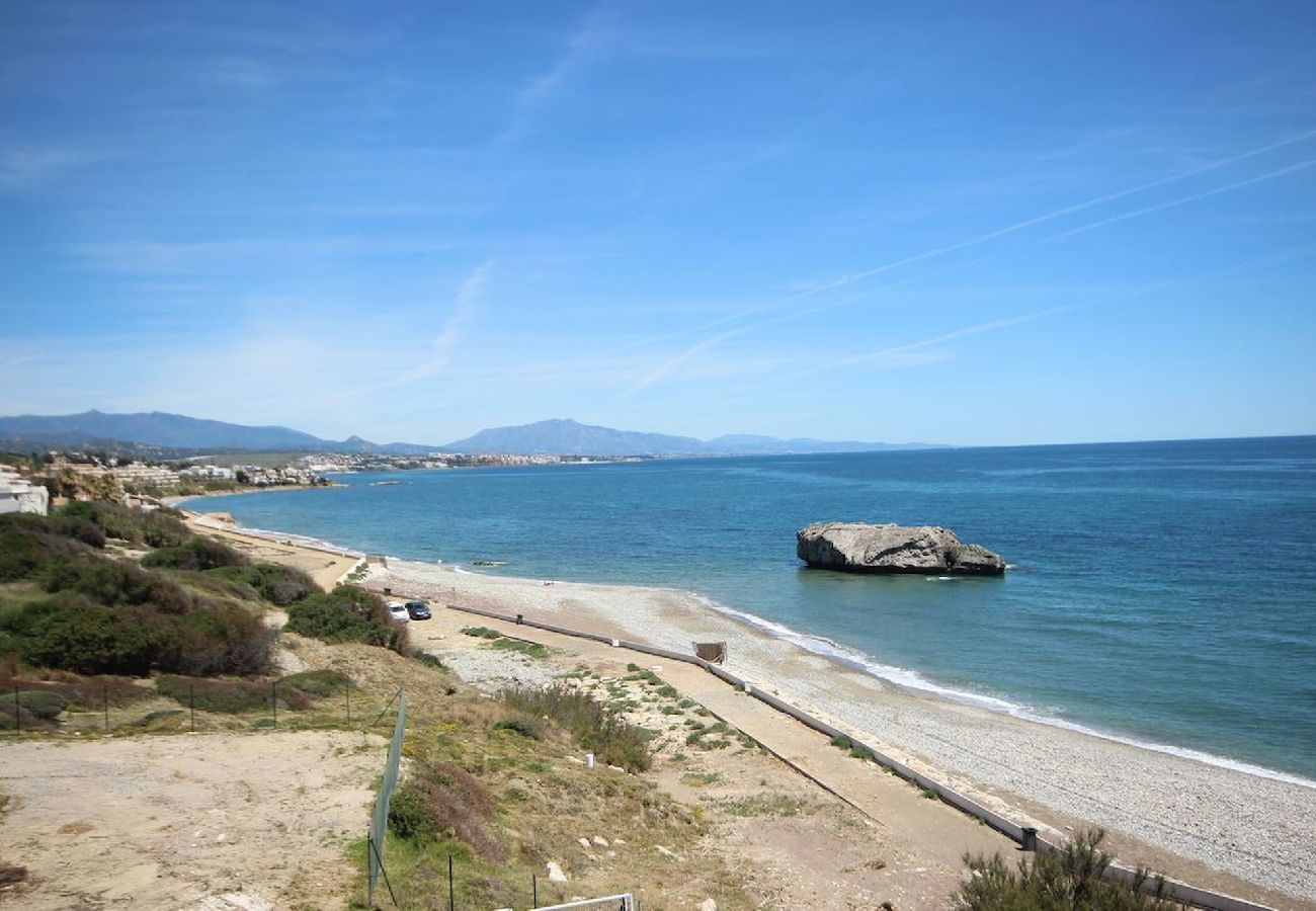 Apartment in Casares - Stunning Beachfront Penthouse in Casares 