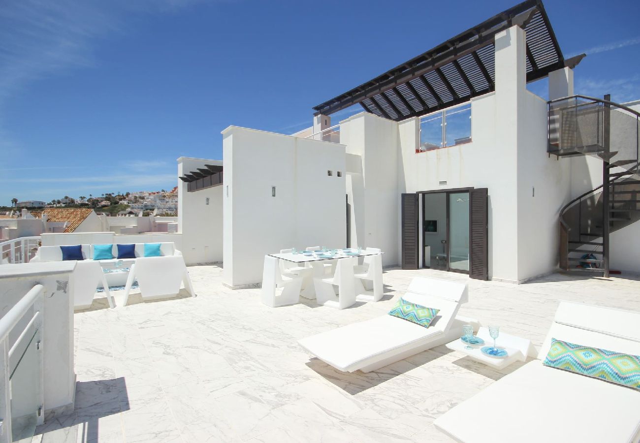 Apartment in Casares - Stunning Beachfront Penthouse in Casares 