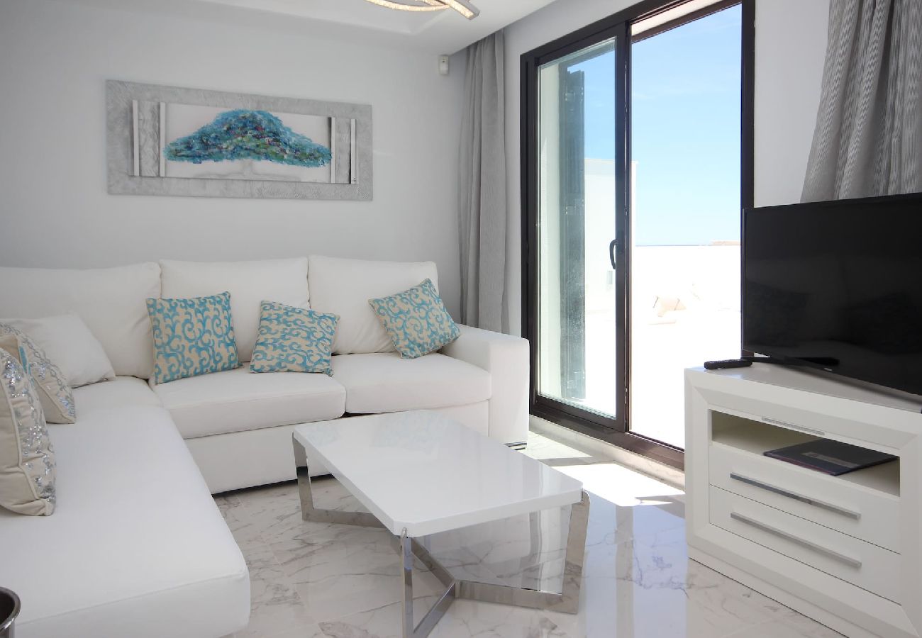 Apartment in Casares - Stunning Beachfront Penthouse in Casares 