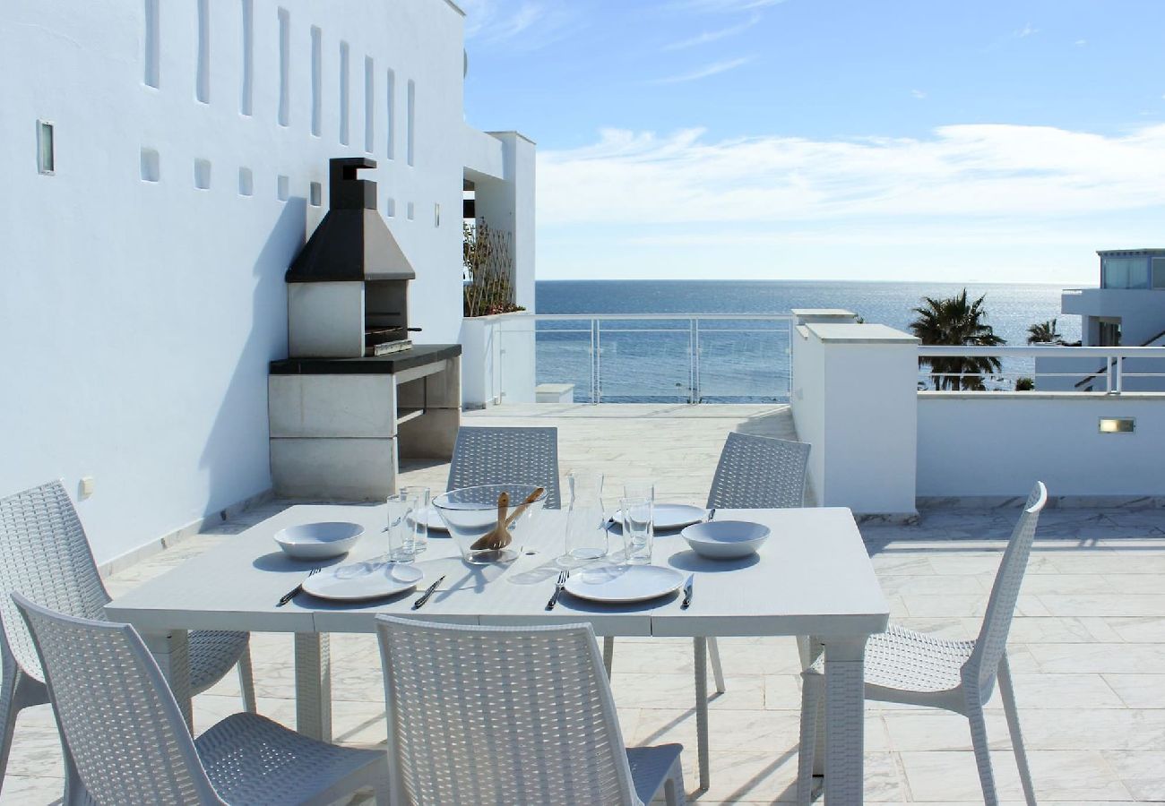 Apartment in Casares - Beachfront Penthouse with Sea Views, Hot Tub, BBQ 