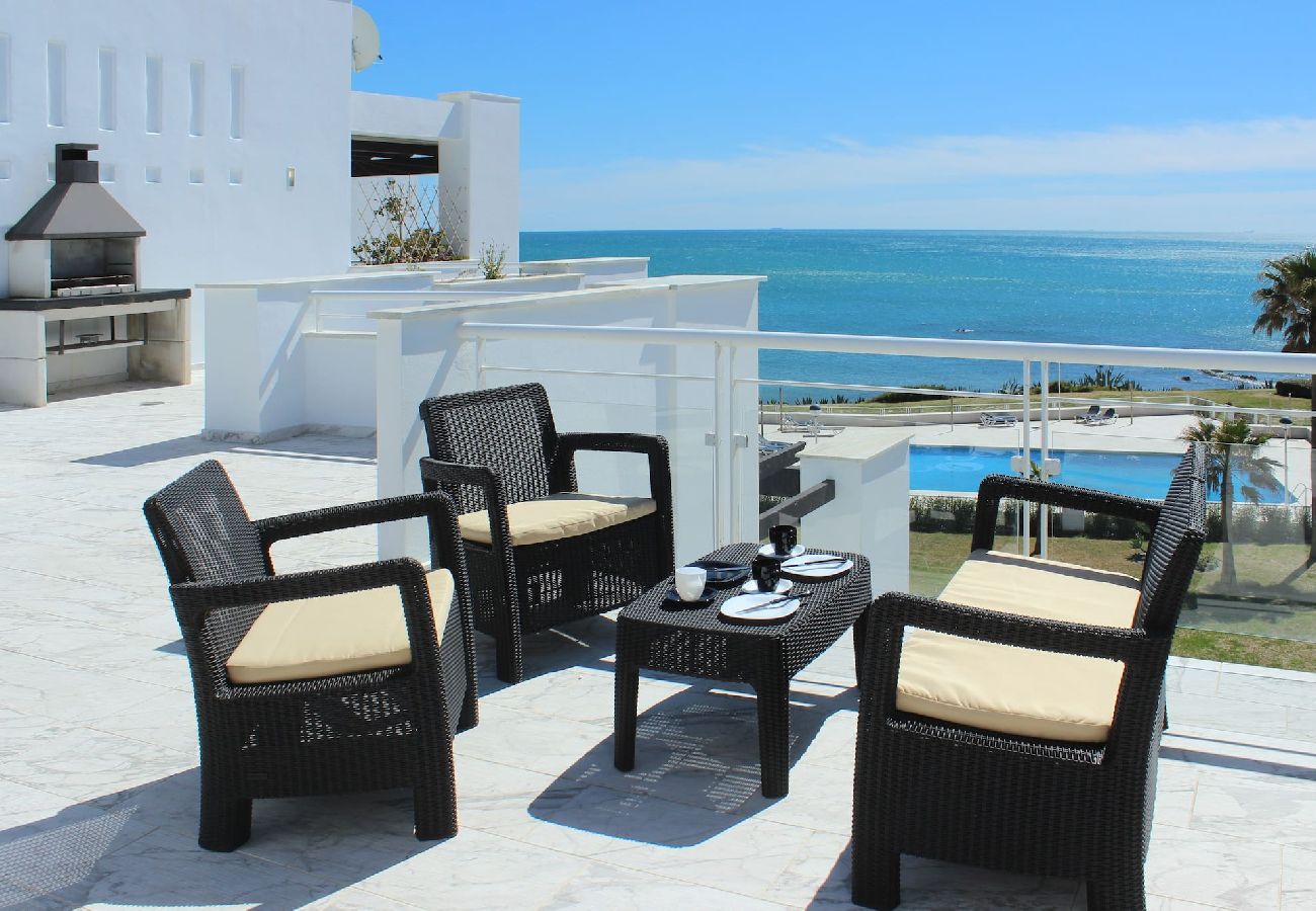 Apartment in Casares - Beachfront Penthouse with Sea Views, Hot Tub, BBQ 