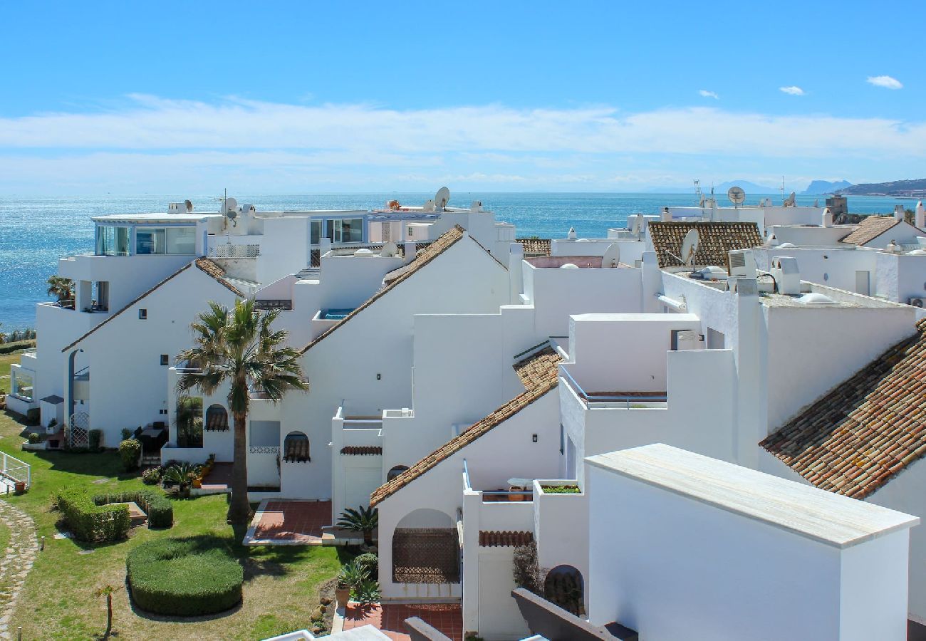 Apartment in Casares - Beachfront Penthouse with Sea Views, Hot Tub, BBQ 