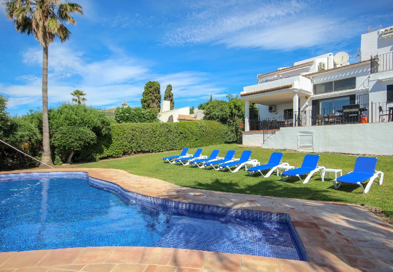 Villa in Casares - Vista del Mar Beautiful 6 bedroom villa with private pool and close to the beach