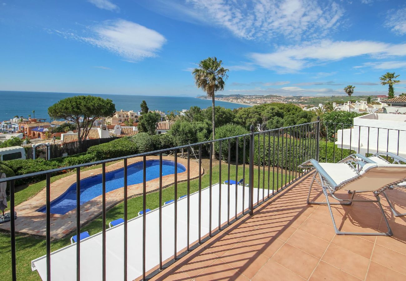 Villa in Casares - Vista del Mar Beautiful 6 bedroom villa with private pool and close to the beach