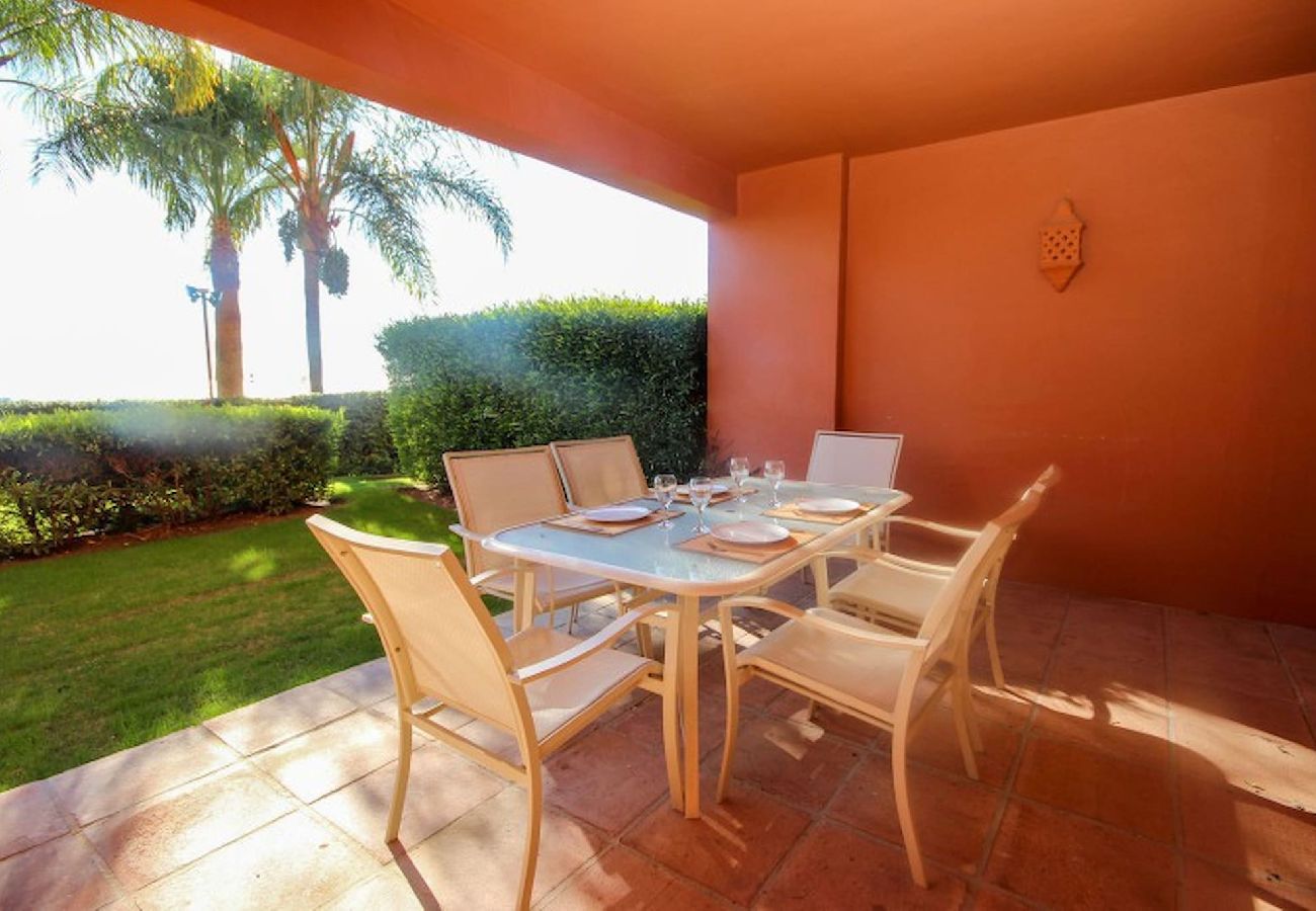 Apartment in Estepona - Holiday Rental Property in the Sun 