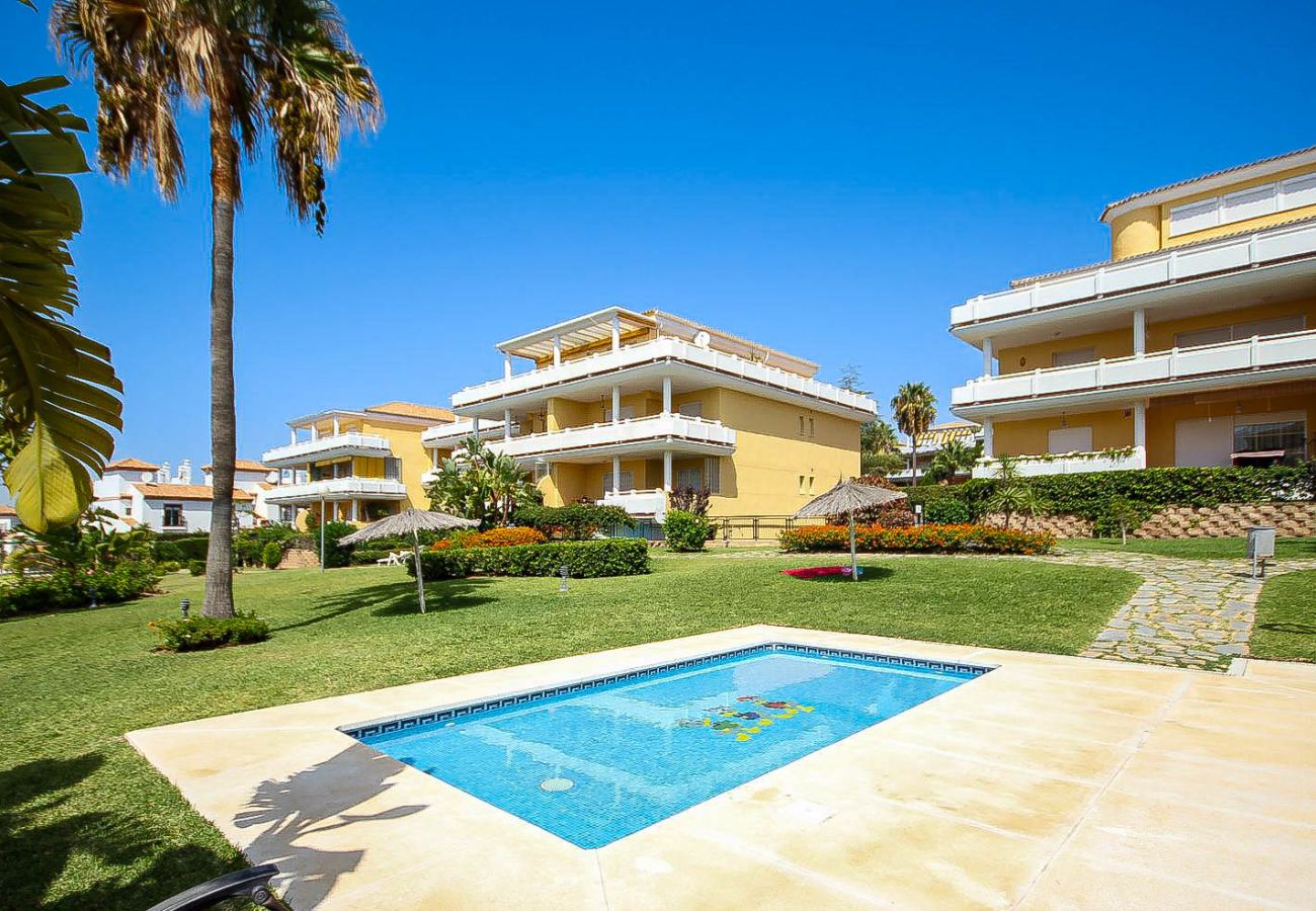 Apartment in Marbella - 2 bed garden apartment Las Mimosas Cabopino 