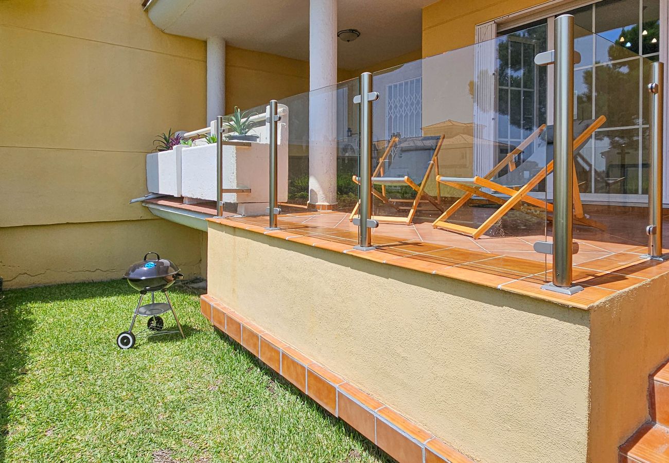 Apartment in Marbella - 2 bed garden apartment Las Mimosas Cabopino 