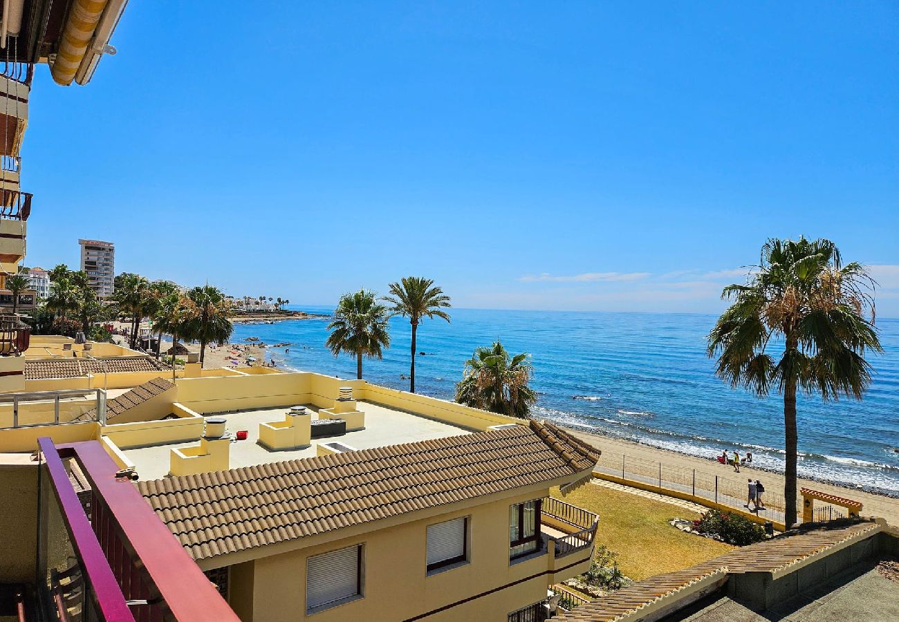 Apartment in Mijas Costa - Beachfront Sea views @ Lubina Sol Riviera del Sol