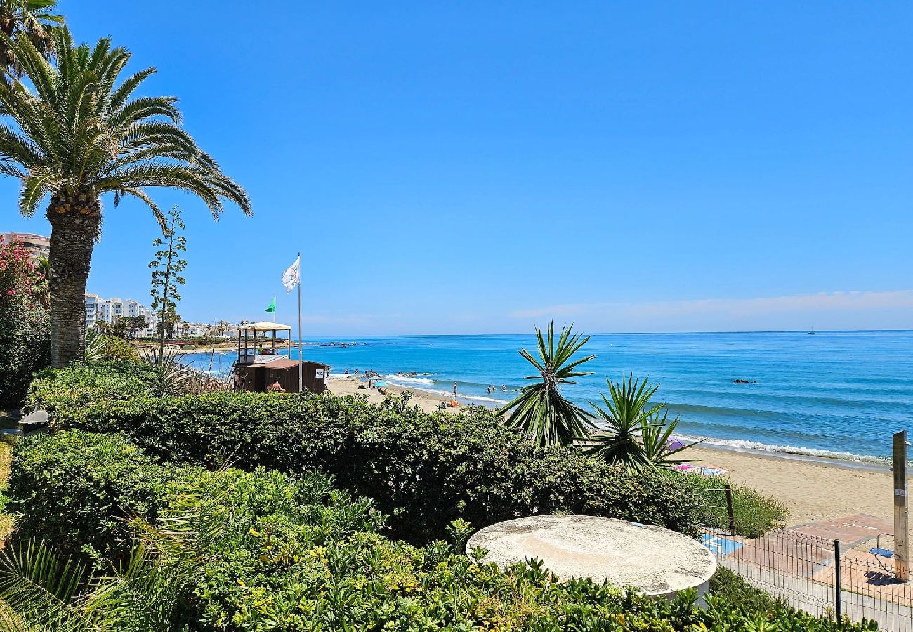 Apartment in Mijas Costa - Beachfront Sea views @ Lubina Sol Riviera del Sol