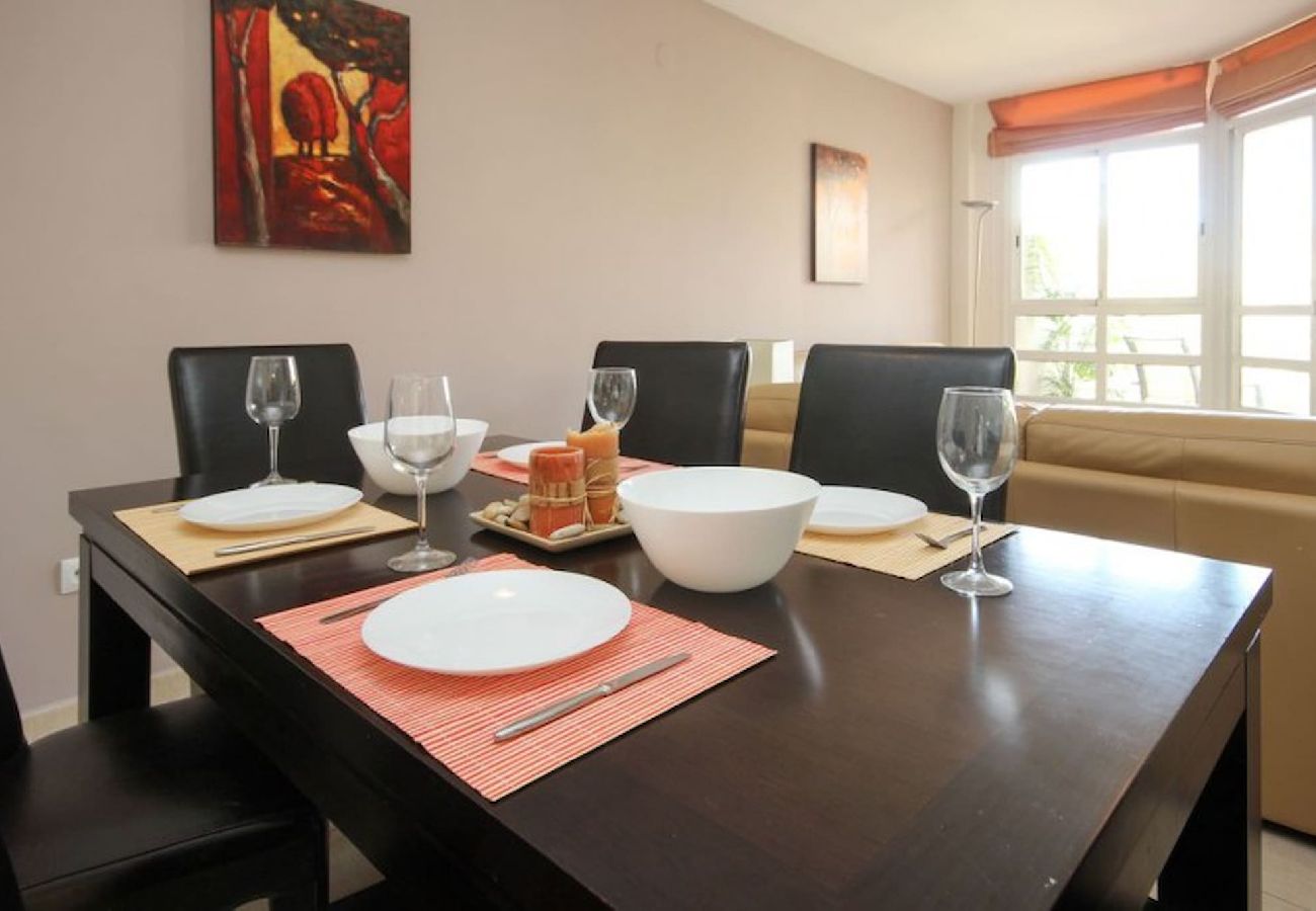 Apartment in Mijas Costa - Three bedroom apartment near Mijas Golf complex 