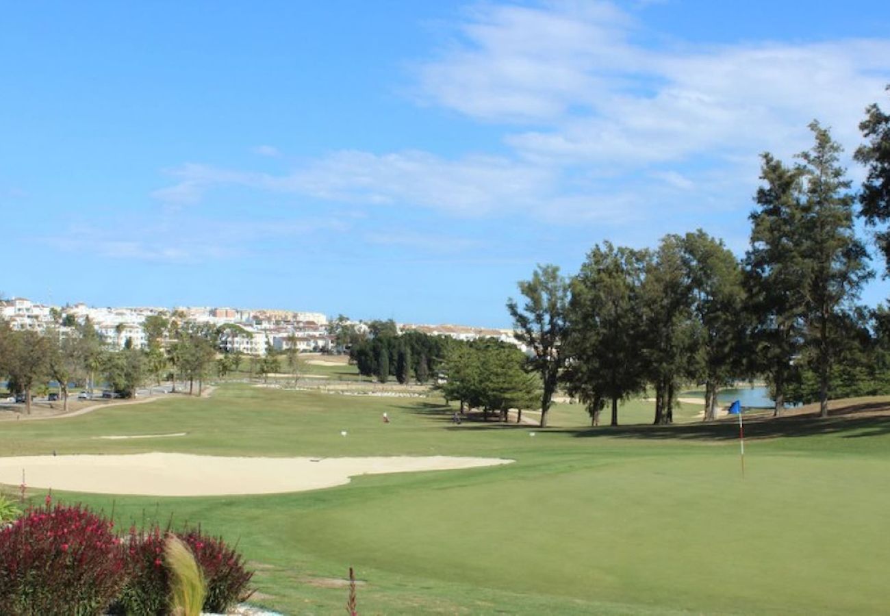 Apartment in Mijas Costa - Three bedroom apartment near Mijas Golf complex 