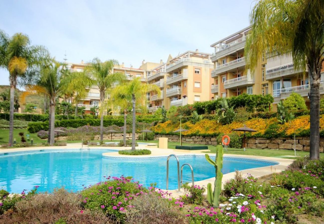 Apartment in Mijas Costa - Three bedroom apartment near Mijas Golf complex 