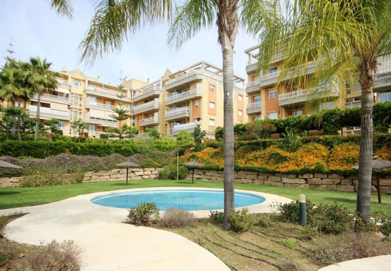 Apartment in Mijas Costa - Three bedroom apartment near Mijas Golf complex 