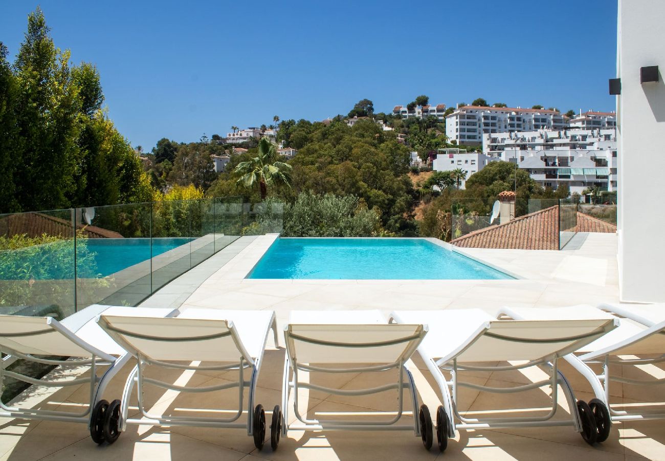 Villa in Mijas Costa - Modern 3 Bed Villa with Private Pool near La Cala 