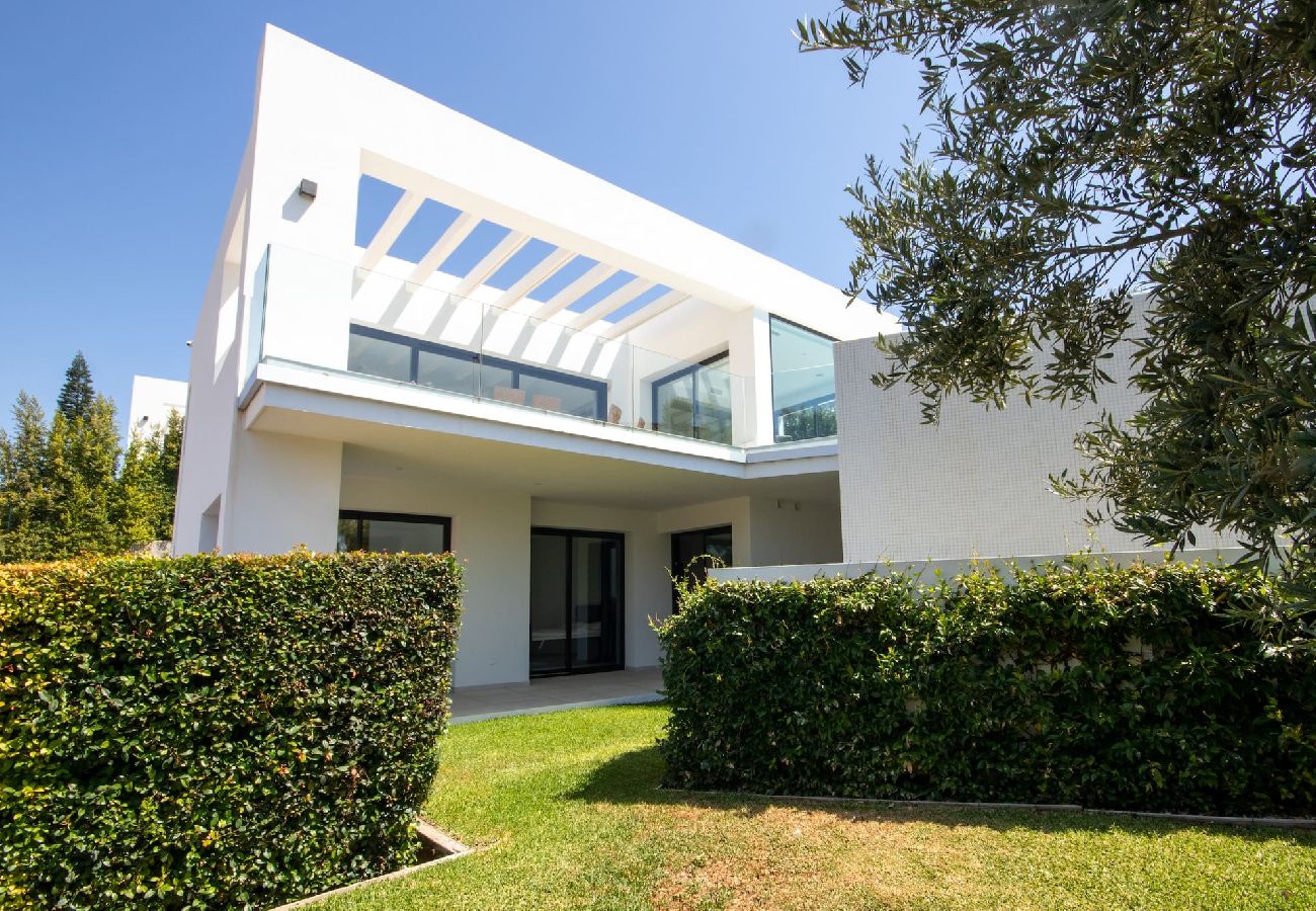 Villa in Mijas Costa - Modern 3 Bed Villa with Private Pool near La Cala 