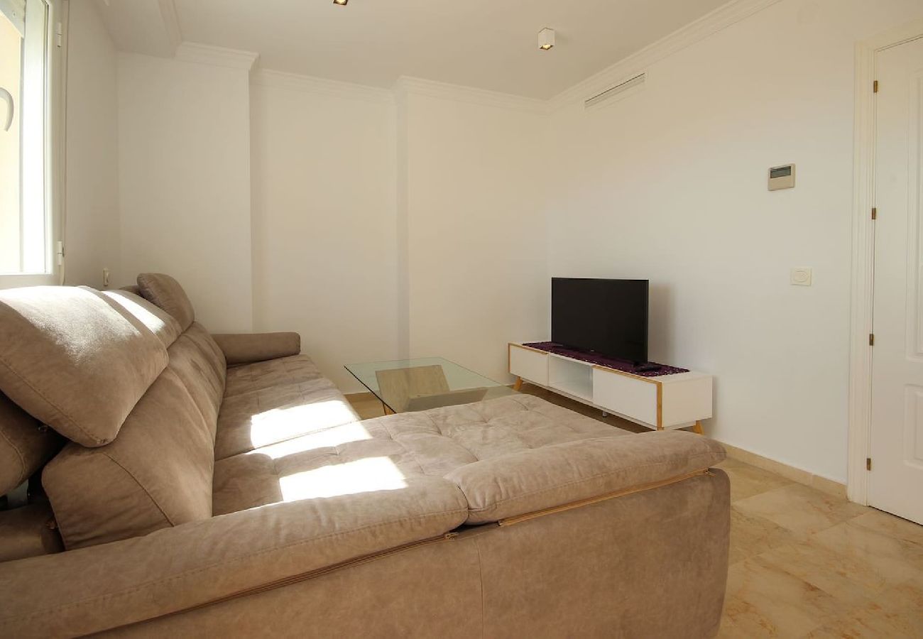 Apartment in San Luis de Sabanillas - Penthouse with Extensive Sunny Roof Terrace 