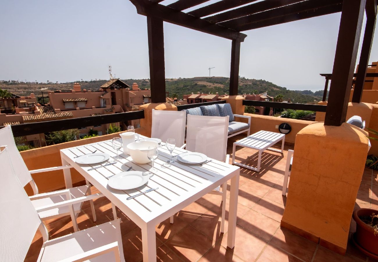 Apartment in Casares - Penthouse with Roof Terrace, BBQ and Sea Views 