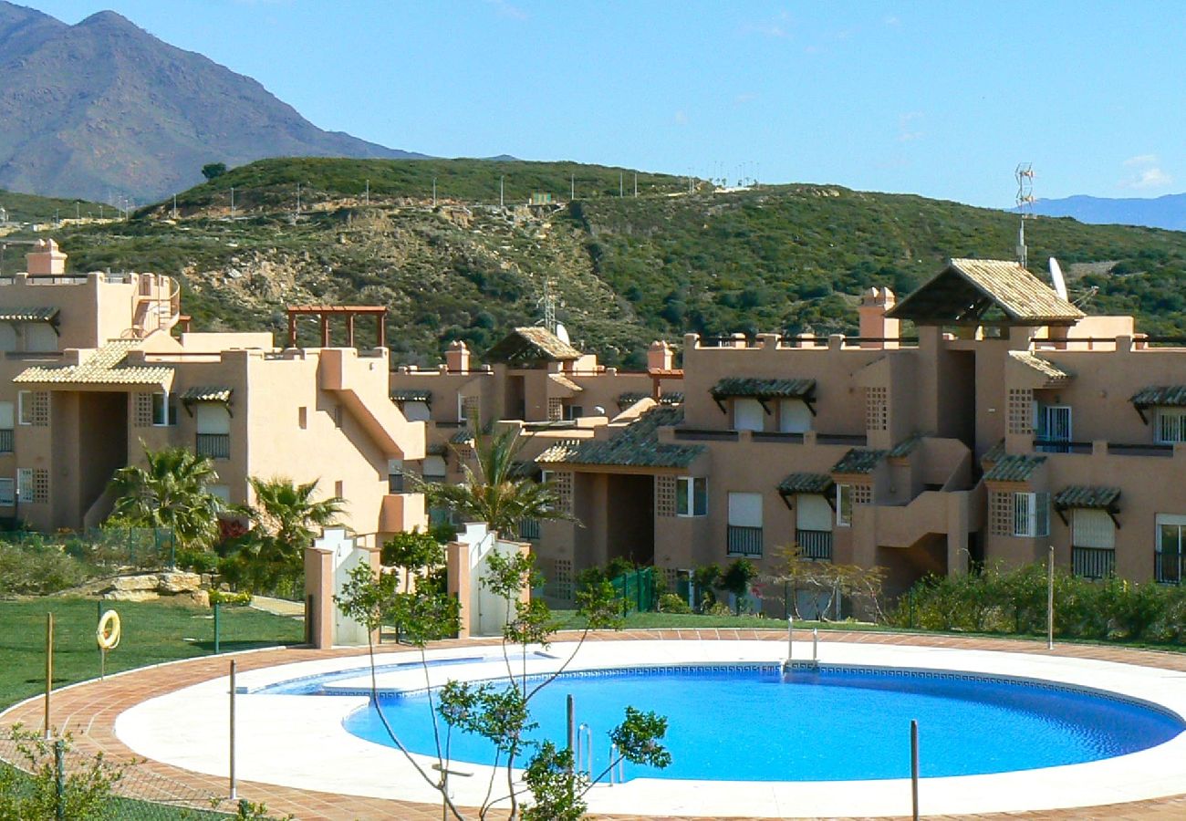 Apartment in Casares - Penthouse with Roof Terrace, BBQ and Sea Views 