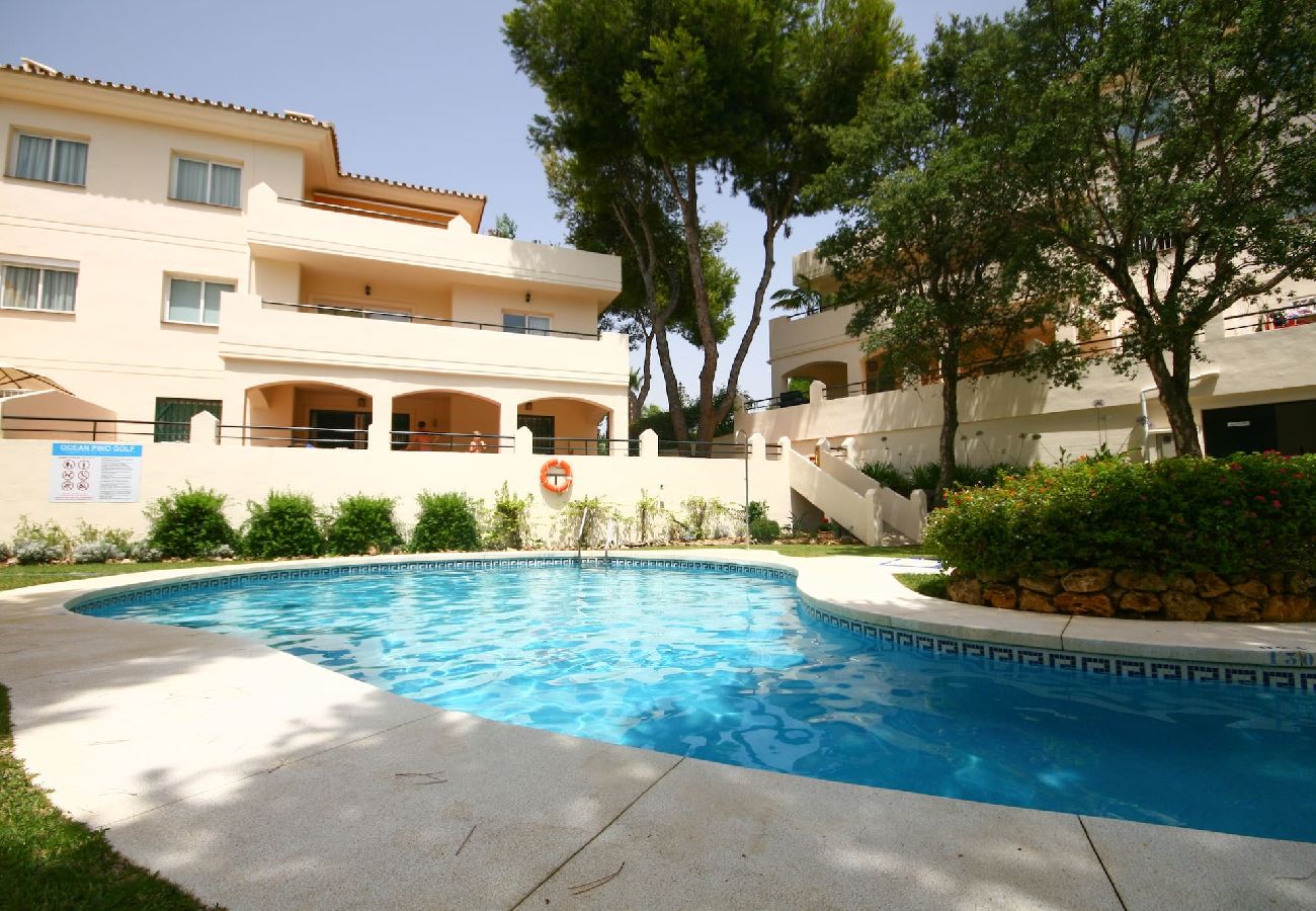 Apartment in Marbella - Luxury ground floor apt, Ocean Pino Golf, Cabopino 