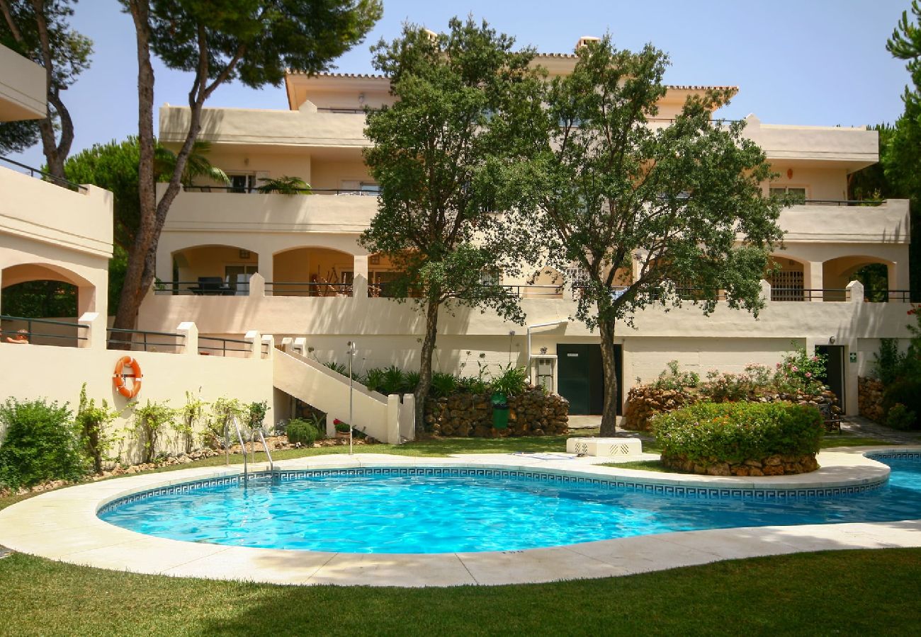 Apartment in Marbella - Luxury ground floor apt, Ocean Pino Golf, Cabopino 