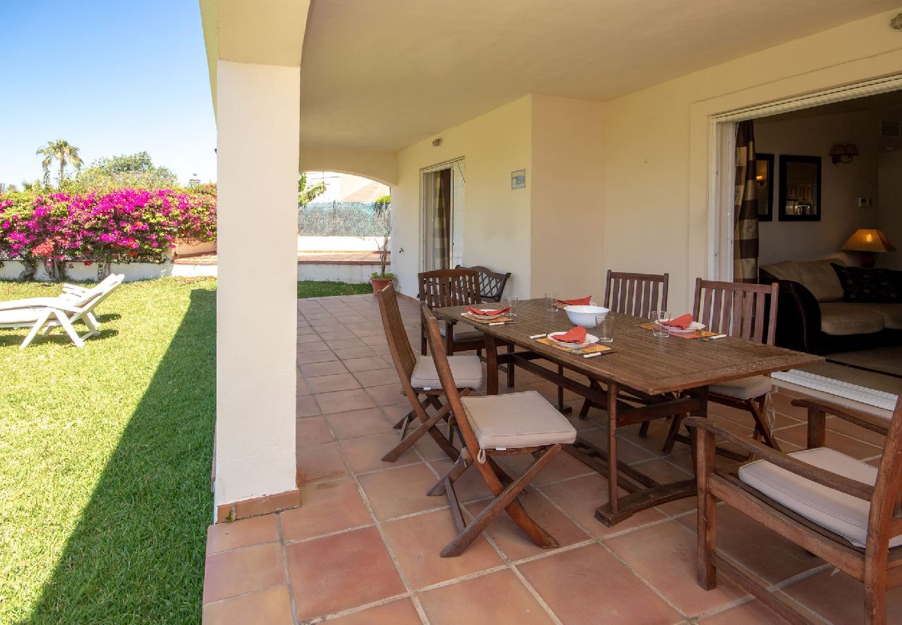 Apartment in Marbella - Luxury ground floor apt, Ocean Pino Golf, Cabopino 