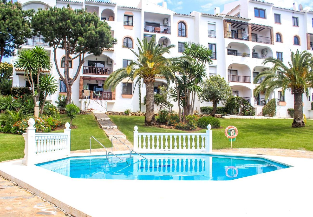 Apartment in Mijas Costa - Riviera del Sol, walking distance to the beach 