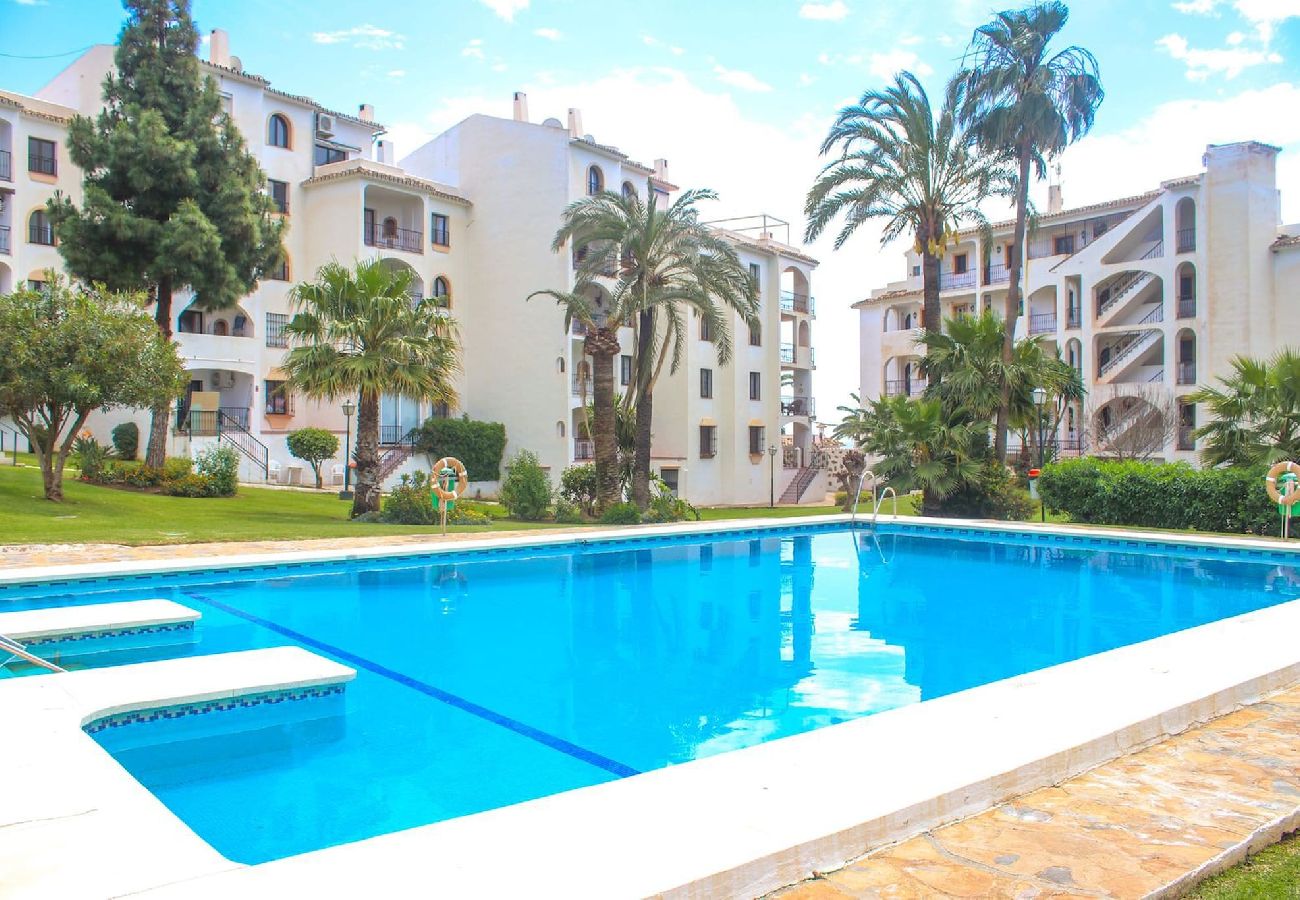 Apartment in Mijas Costa - Riviera del Sol, walking distance to the beach 