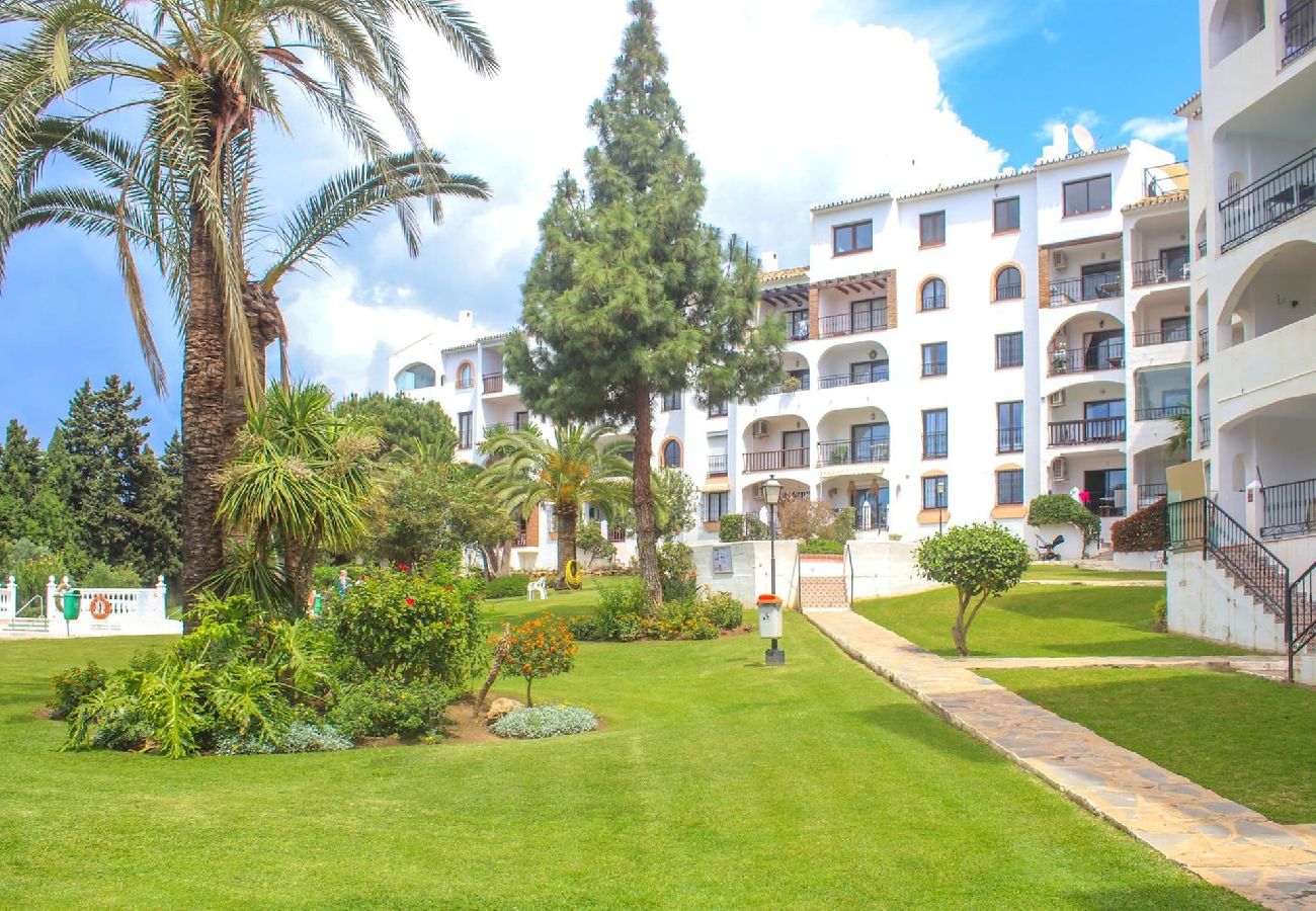 Apartment in Mijas Costa - Riviera del Sol, walking distance to the beach 