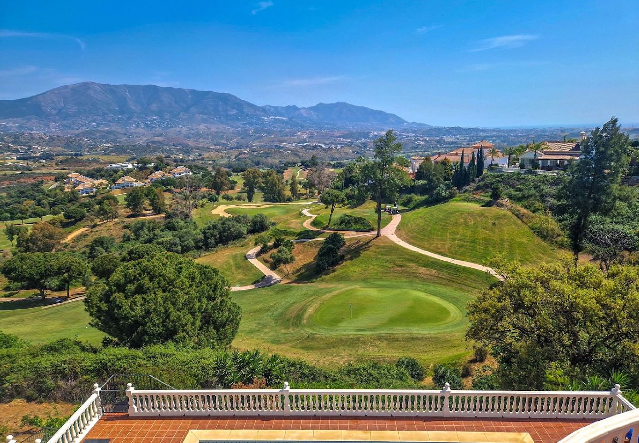 Villa in La Cala de Mijas - Villa with private pool near La Cala Golf Resort 