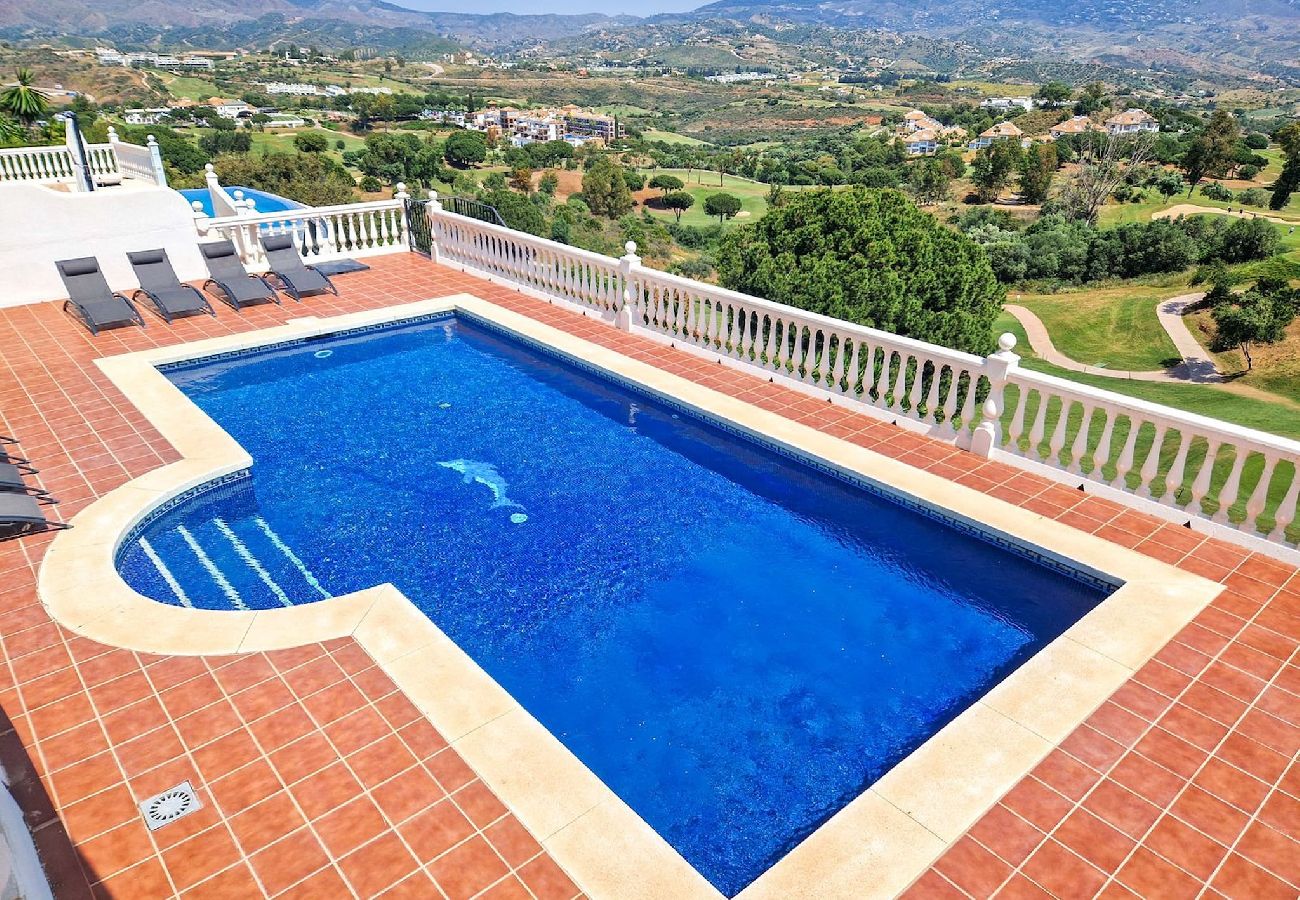 Villa in La Cala de Mijas - Villa with private pool near La Cala Golf Resort 