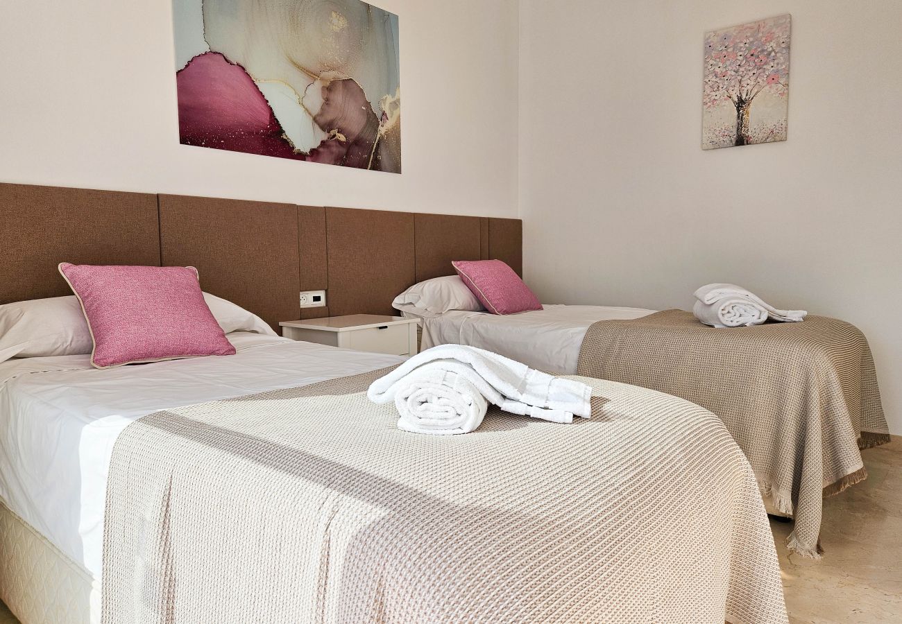 Villa in La Cala de Mijas - Villa with private pool near La Cala Golf Resort 