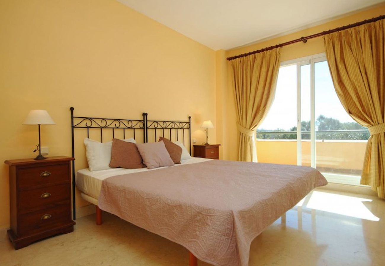 Apartment in Marbella - 2 Bedroom Penthouse Apartment 