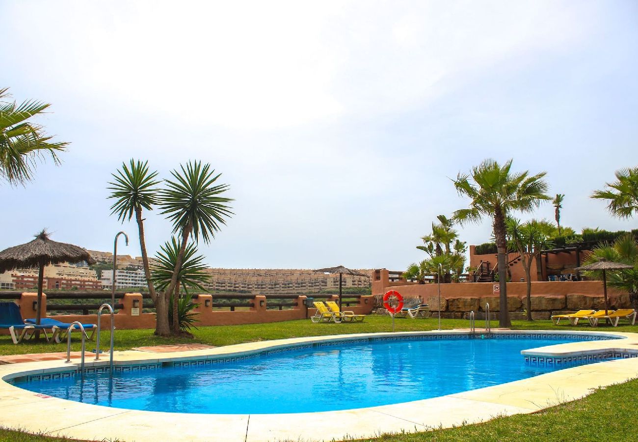 Apartment in Manilva - Spacious 3 bed apt near Duquesa Golf and Port 