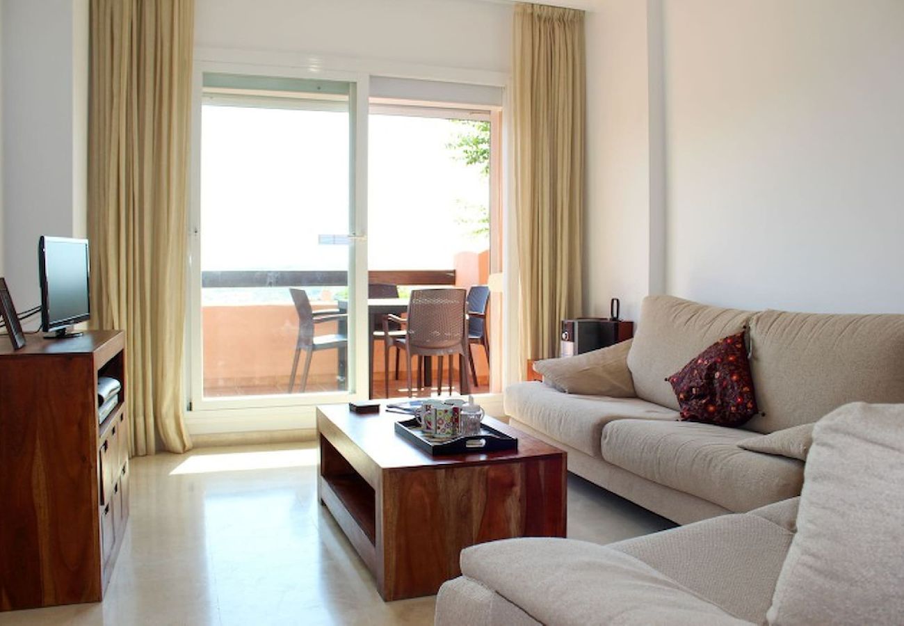 Apartment in Casares - Three Bedroom Apartment in Casares Estepona 