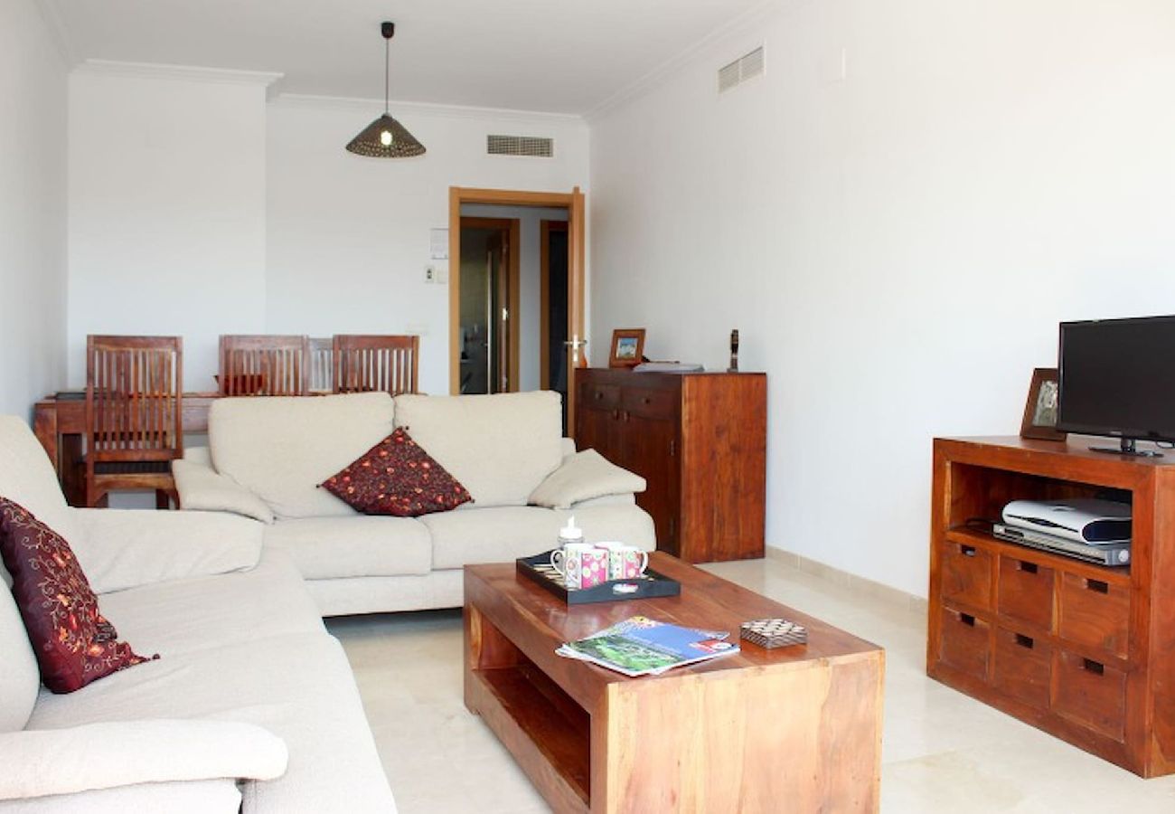 Apartment in Casares - Three Bedroom Apartment in Casares Estepona 