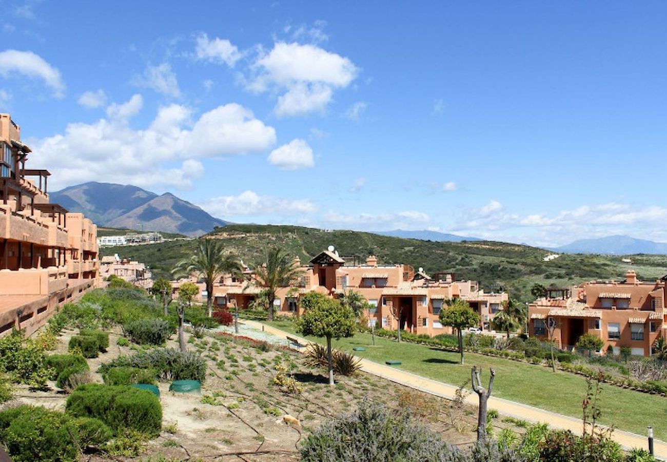 Apartment in Casares - Three Bedroom Apartment in Casares Estepona 