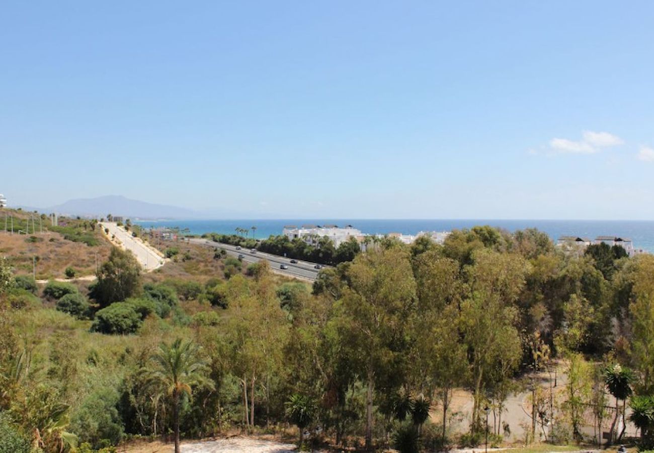 Townhouse in Casares - Spacious 4 Bedroom Townhouse in Bahia de Casares 