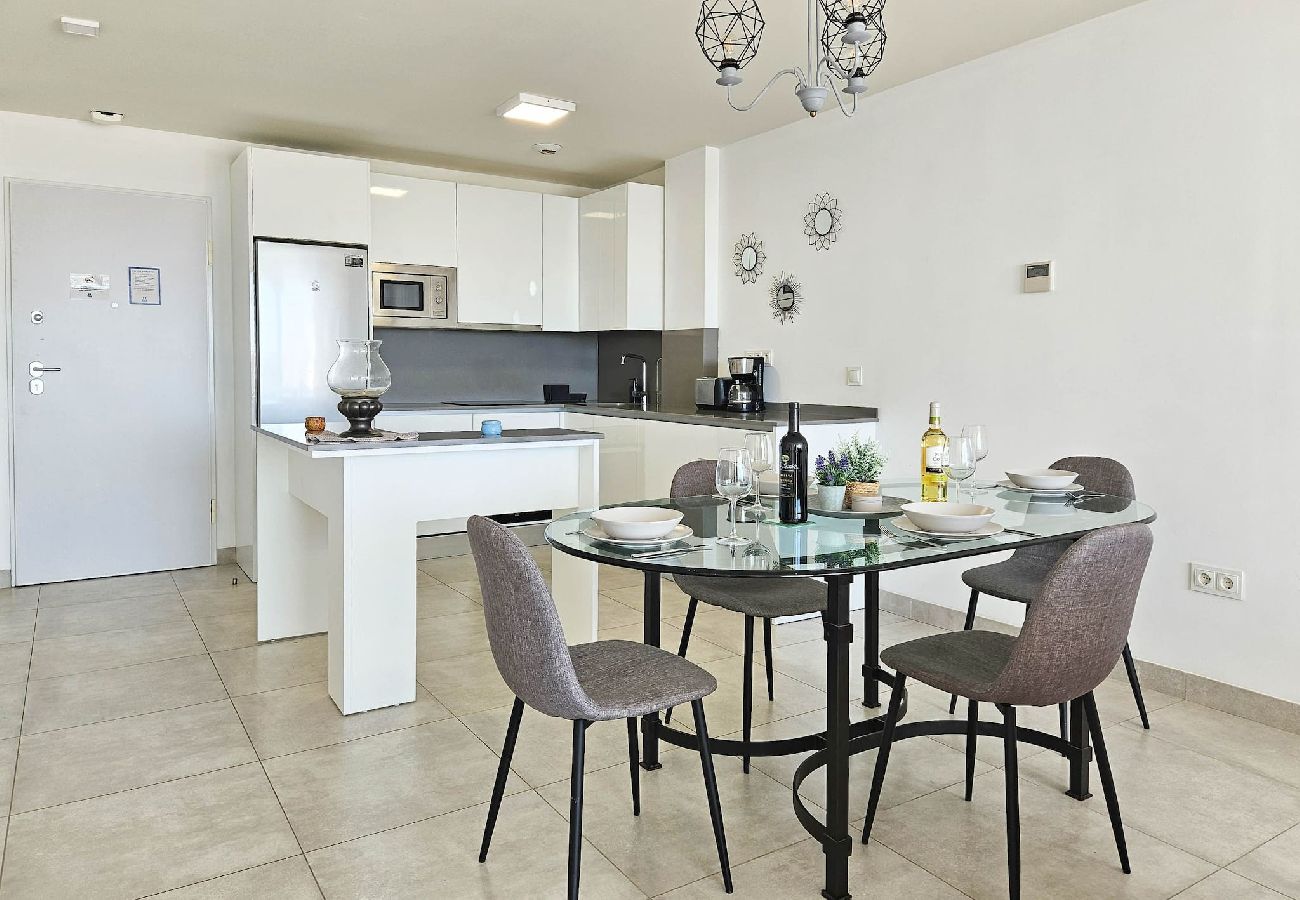 Apartment in La Cala de Mijas - Modern 2 Bed Apartment in Casa Banderas La Cala 