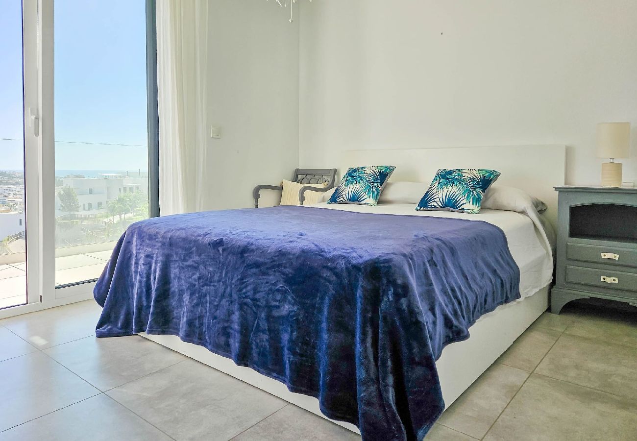 Apartment in La Cala de Mijas - Modern 2 Bed Apartment in Casa Banderas La Cala 