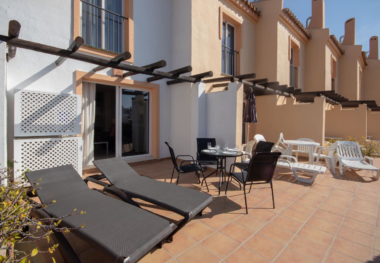 Apartment in Fuengirola - 2 bed townhouse Marina del Sol near beach and town 