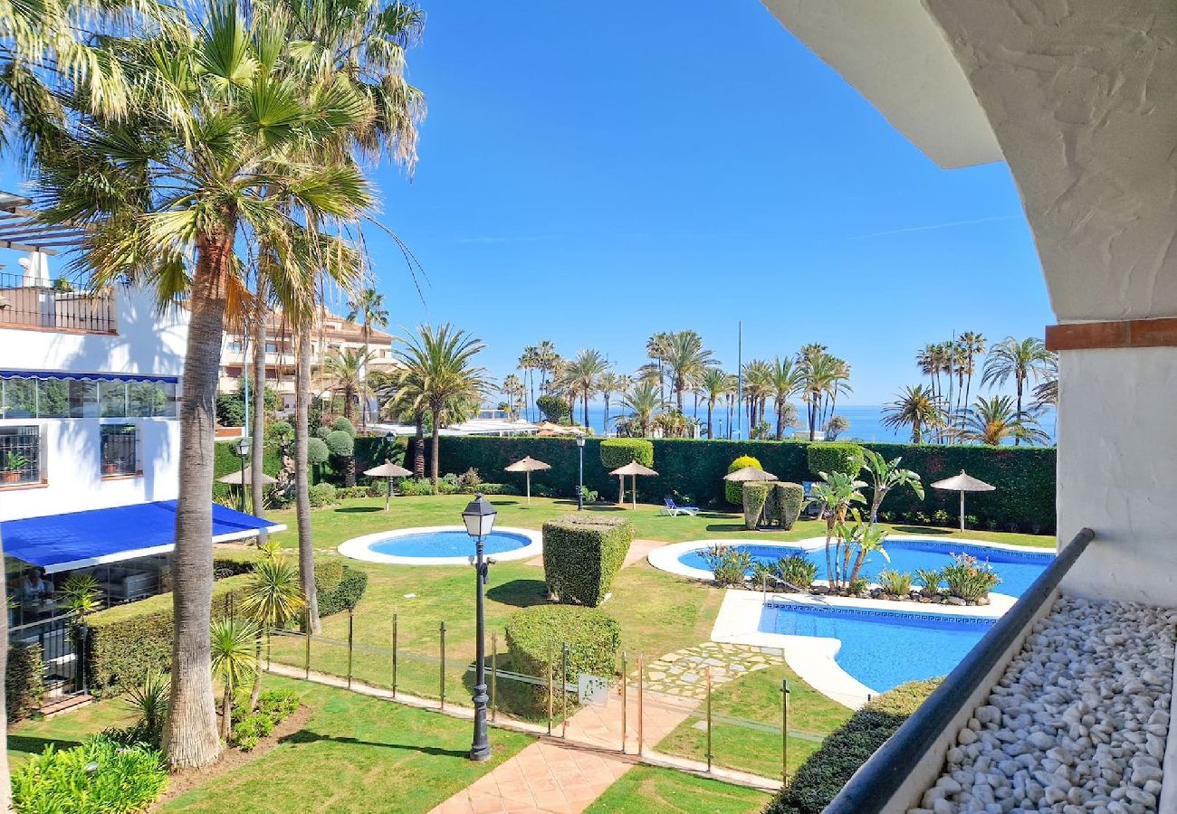 Apartment in San Pedro de Alcántara - Beach front 3 bedroom apartment in San Pedro 