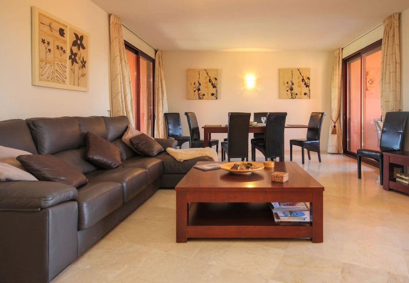 Apartment in Marbella - 4 bedroom duplex apartment 