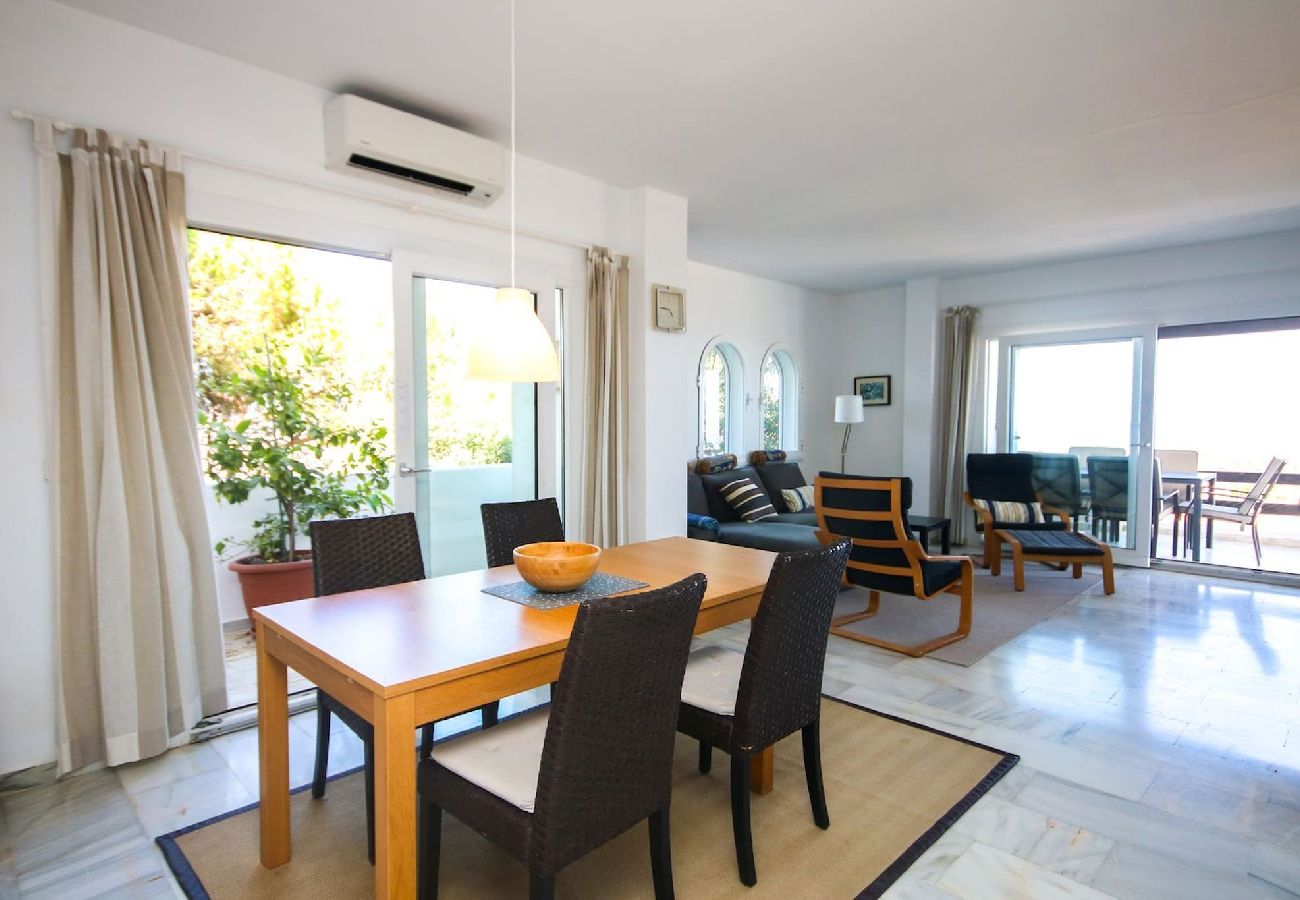 Apartment in Ojen - Three bedroom apartment La Mairena Elviria 